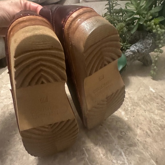 TROENTORP TURNER ZIP
CLOG BOOT size 37 - Picture 4 of 11